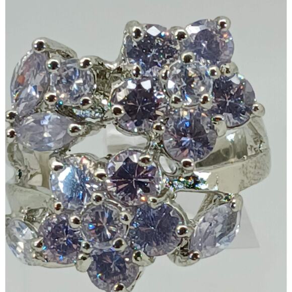 Vintage Ring Size 7 Silver Tone White Gold GP Brilliant Sim Diamond CZ Cocktail - Picture 6 of 10